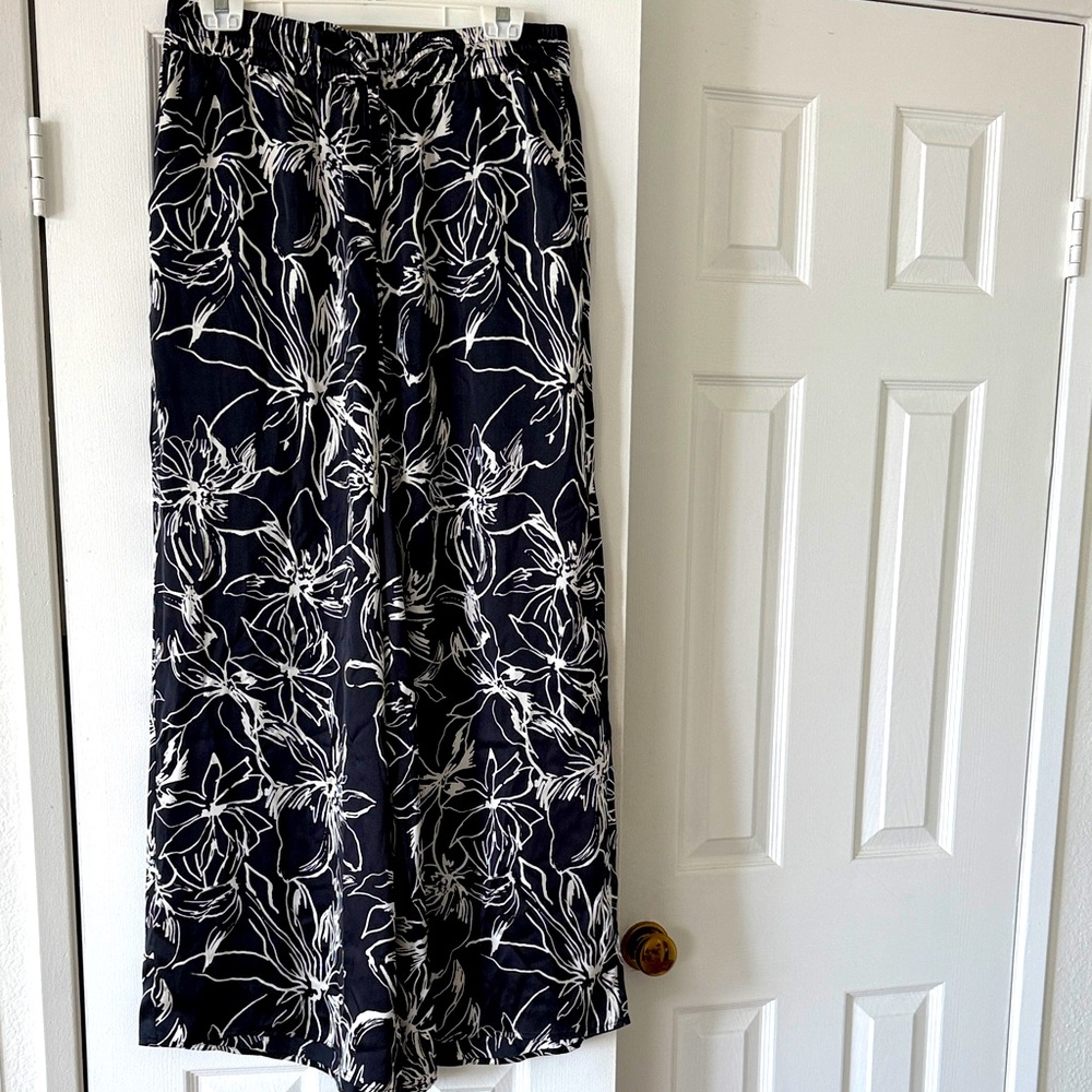 JOIE Silk Black and White Floral Pants